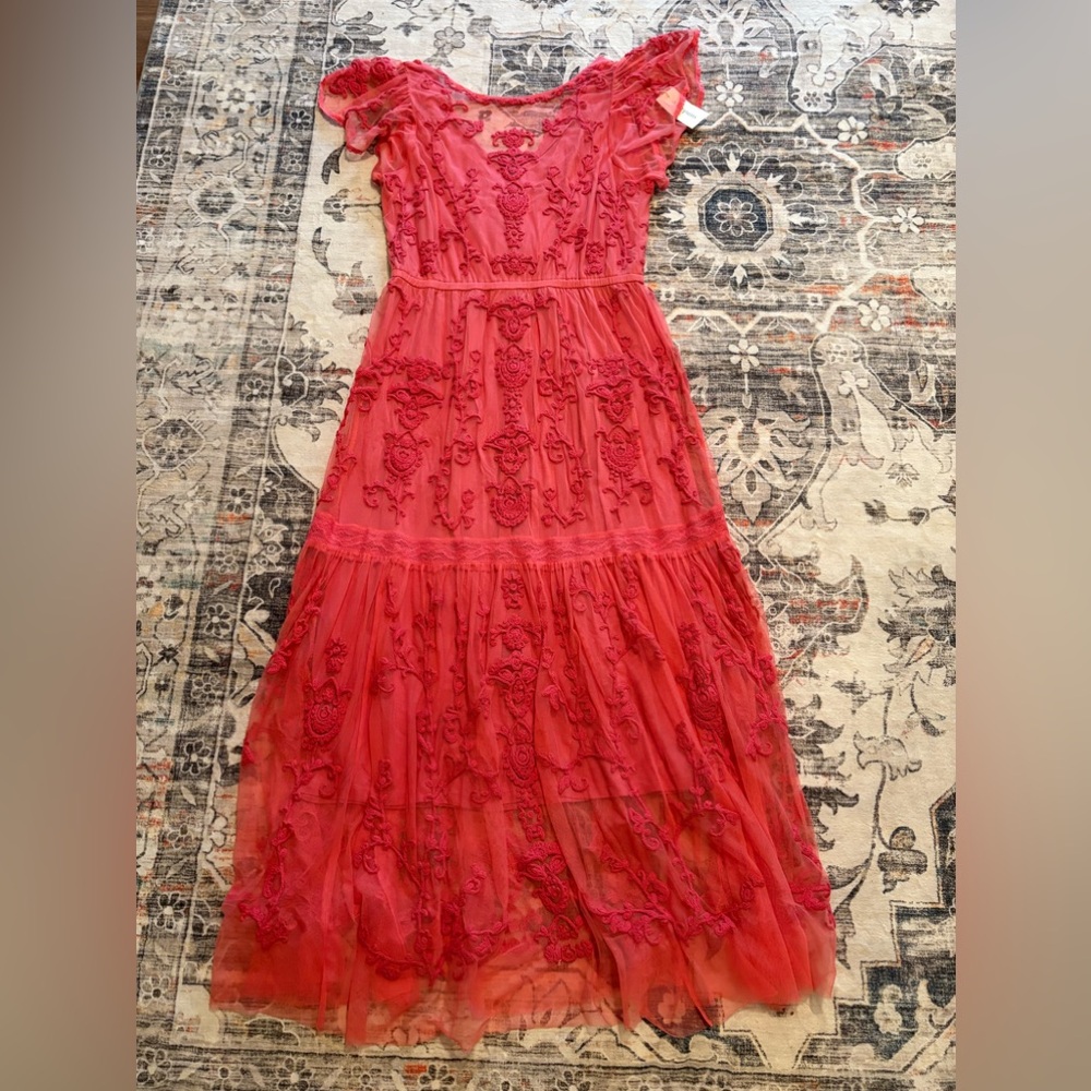 Sundance Pink Lace Lined Dress size PM NWT